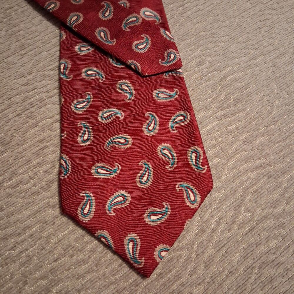 Christian Dior Tie 100% Silk Burgundy Paisley Made In USA 57"